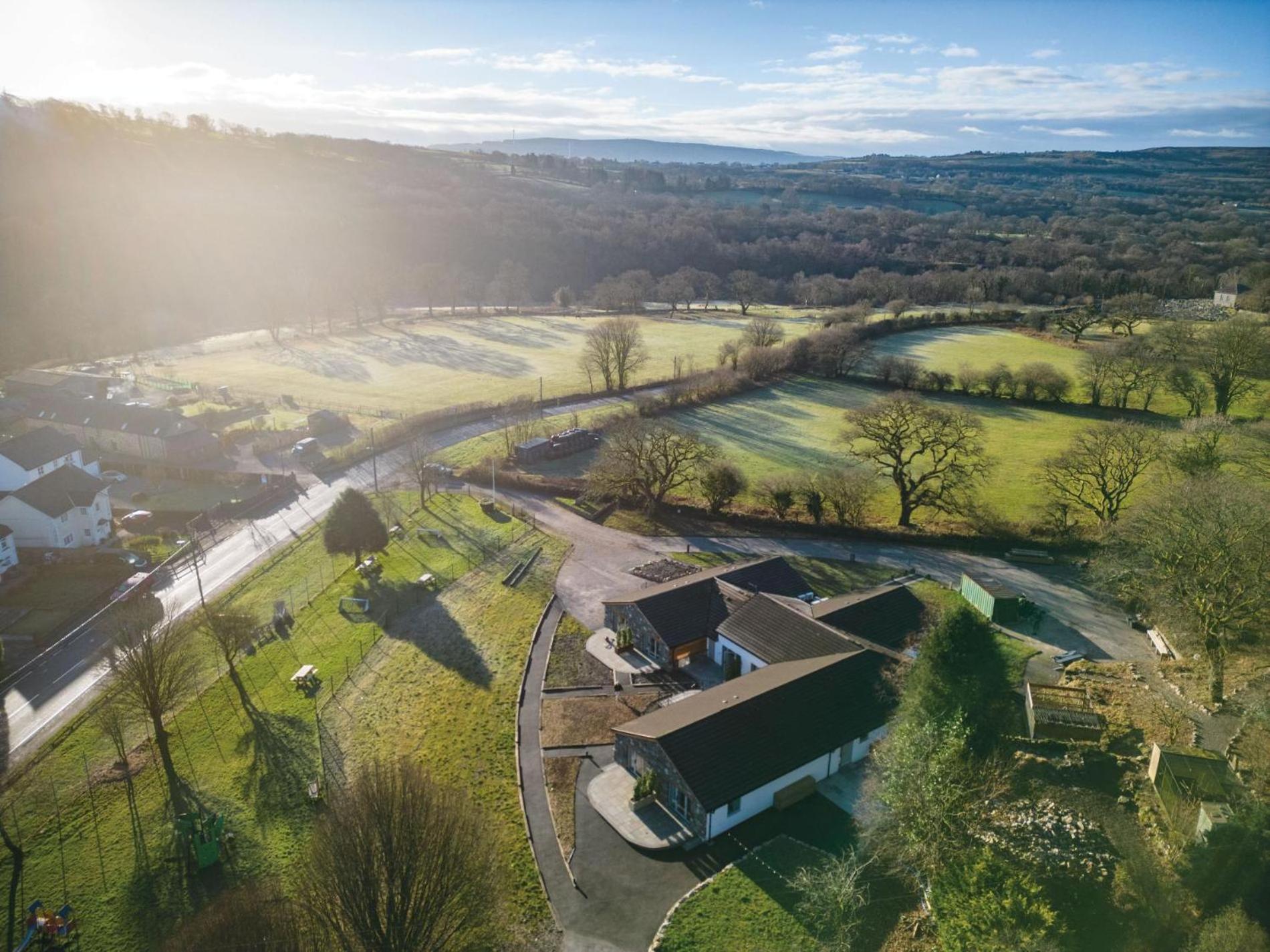 Suite 12 - Sleeping Giant Hotel - Pen Y Cae Inn Brecon Exterior photo