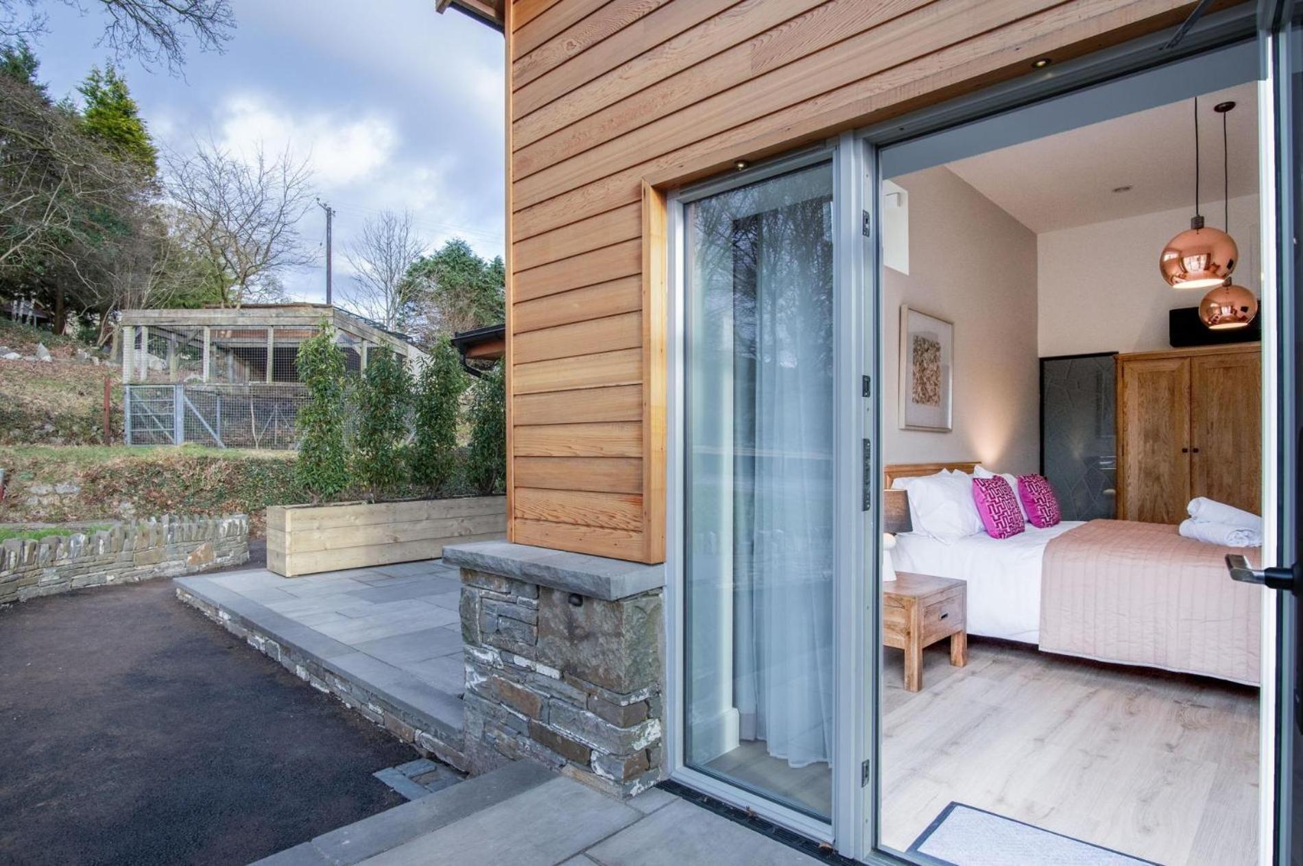 Suite 12 - Sleeping Giant Hotel - Pen Y Cae Inn Brecon Exterior photo